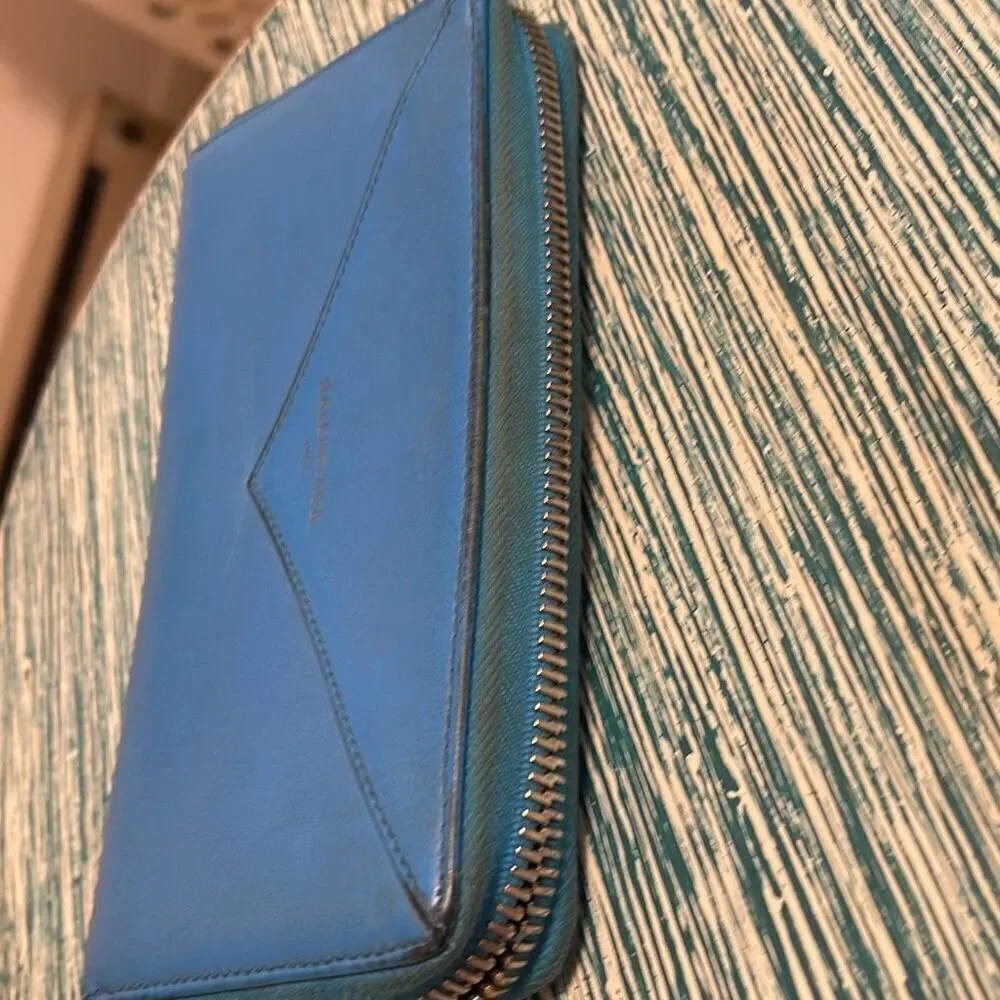 Balenciaga Women’s Leather Papier Continental Lagoon Wallet